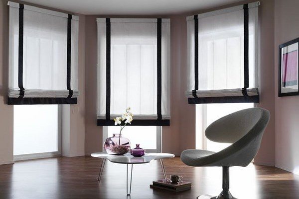 bay-window-ideas-black-white-living-room