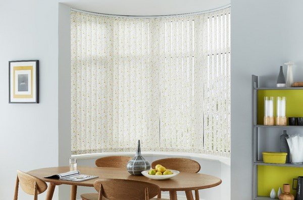 bay-window-blinds-ideas-vertical-blinds-for-bay-windows-dining-room-decor