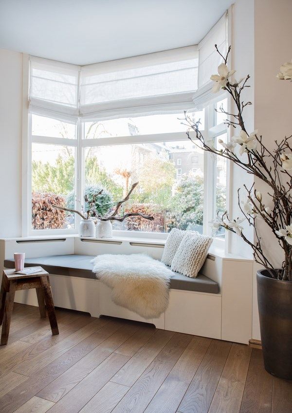 Bay window seat ideas - how to create a cozy space in any room