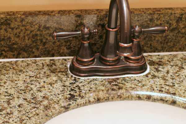 how to remove hbathroom sink countertop