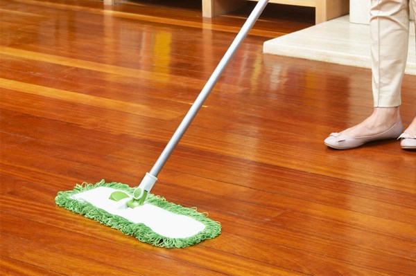  maintenance cleaning a laminate floor laminate wood flooring