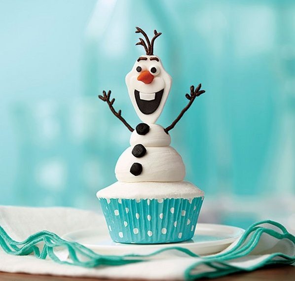 Olaf the Snowman cupcakes for Frozen themed birthday party