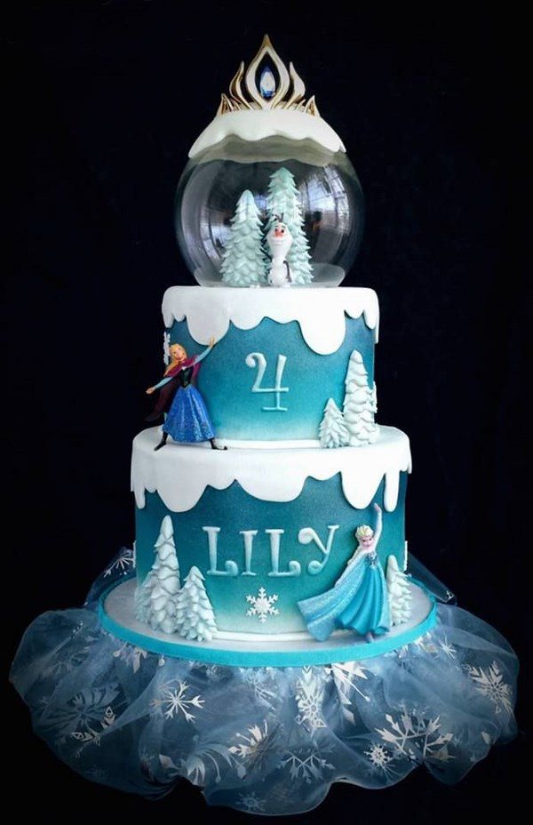 beautiful-frozen-cake-Elsa-Anna-theme