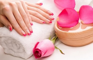 How-to-do-acrylic-nails-at-home-instructions