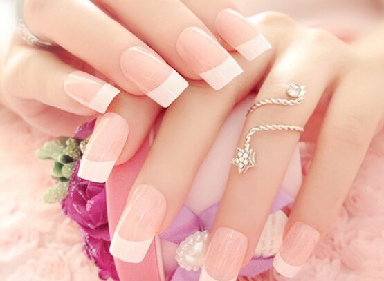How-to-remove-acrylic-nails-at-home-tutorials