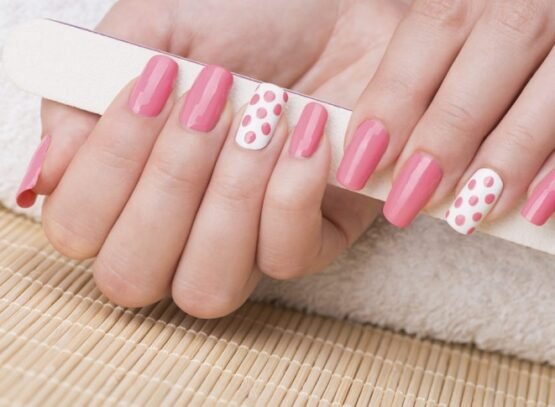 cute-summer-French-nails-pink-white-polka-dots