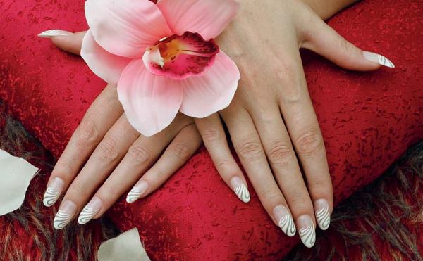 elegant acrylic nail art ideas