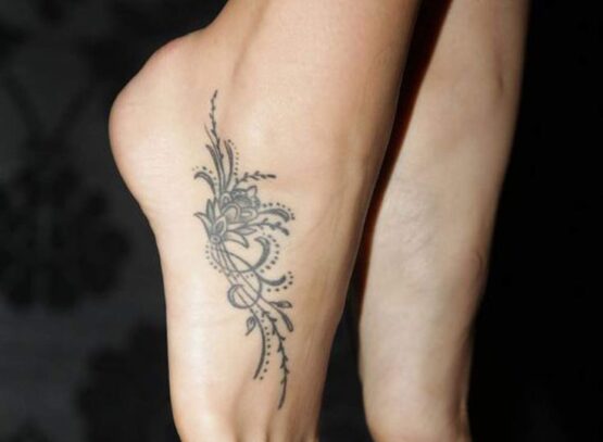 how-to-choose-foot-tattoo-designs