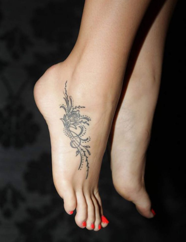 how to choose foot tattoo designs