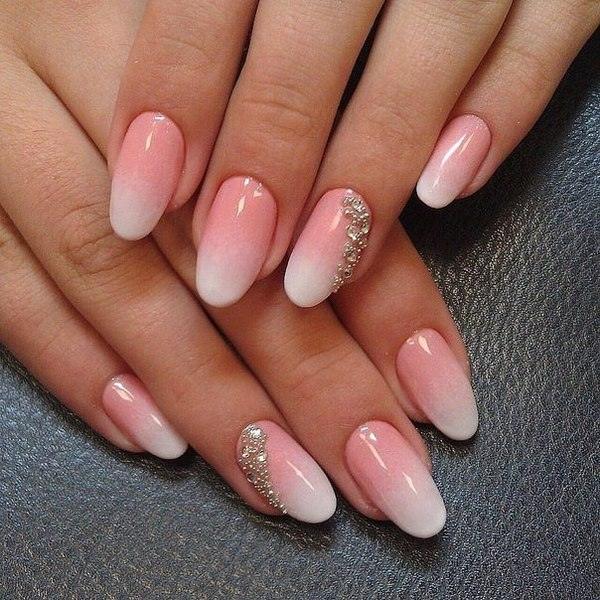 summer nail art ideas pink white gradient colors