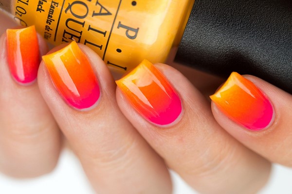 summer nails red orange ombre effect