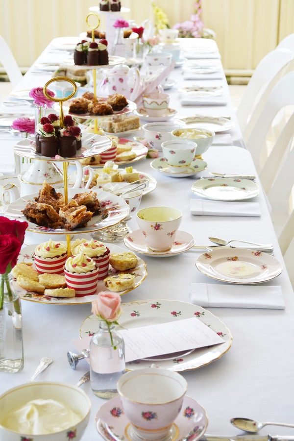 tea party table setting and decoration