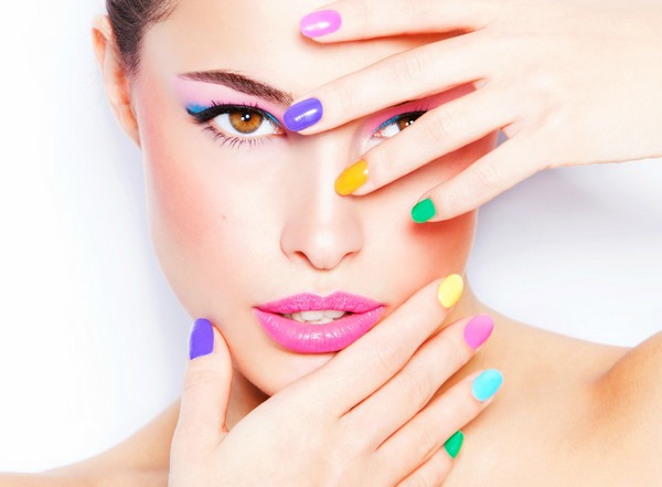 fashionable summer nail designs rainbow colors