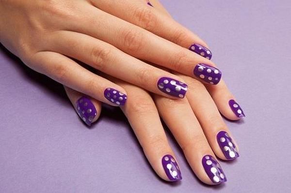 how to do dots on nails