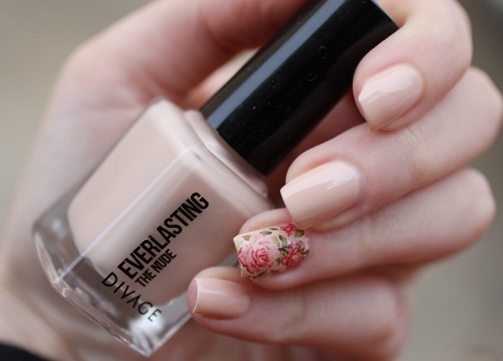 nude nail art decoration with floral pattern