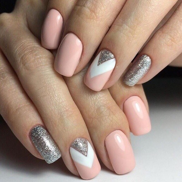 nude nails with geometric decoration