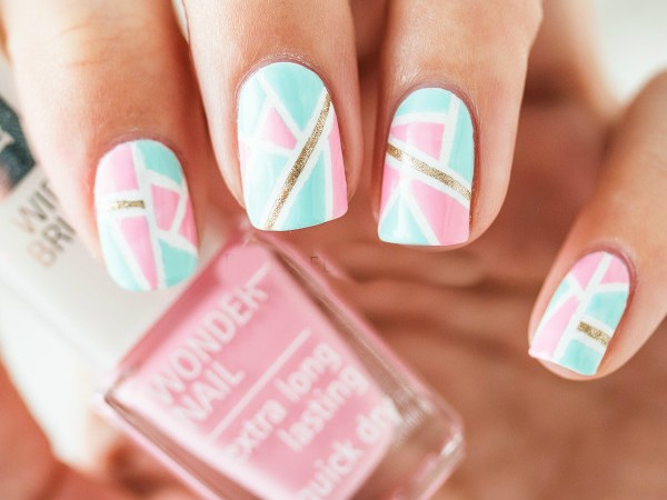 pink pastel green nail design geometric shapes