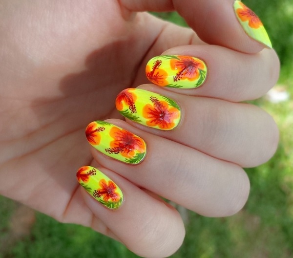 summer nails ideas with flowers bright color manicure