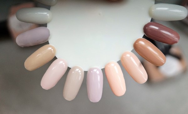 what are nude nails colors