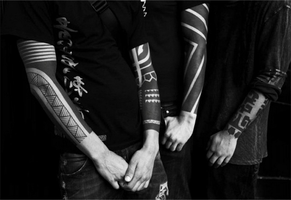 blackwork tattoo sleeves