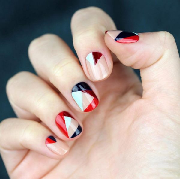 nail trends for the summer geometric manicure