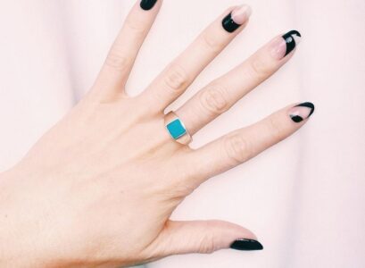 original-negative-space-nail-design-ideas