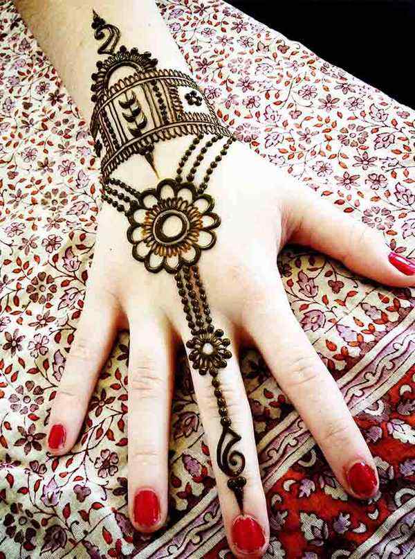 beautiful henna tattoos mehndi wrist finger