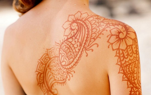 henna tattoo design ideas shoulder back paisley motif