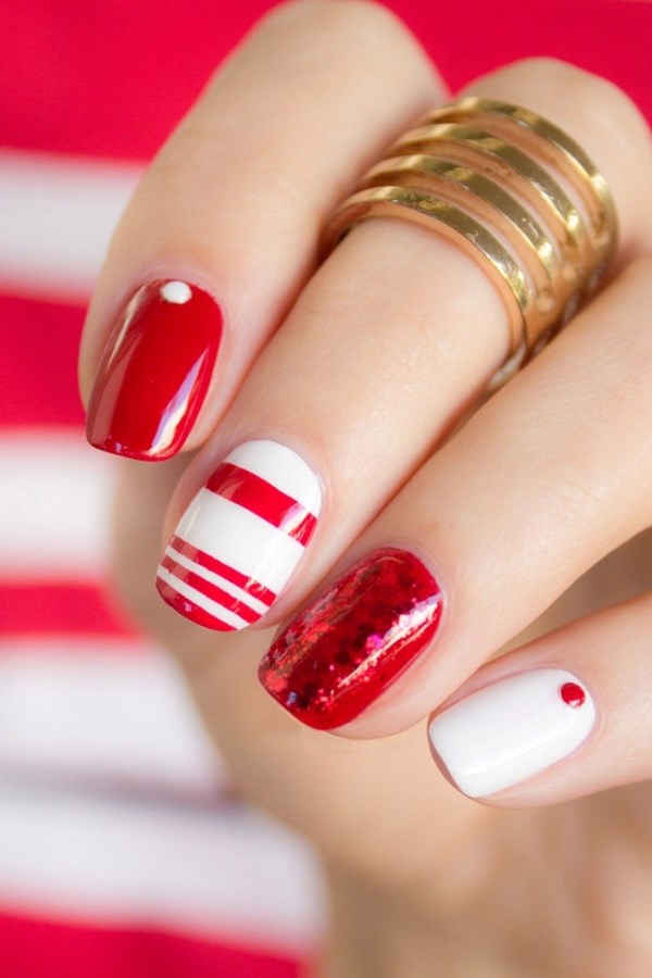 50 Cute Christmas Nail Designs To Try In 2021
