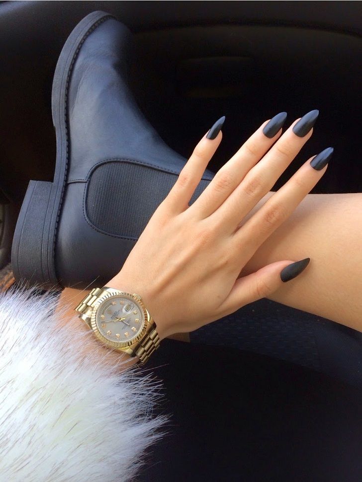 matte nails for fall; simple matte nails;chic nail designs;easy