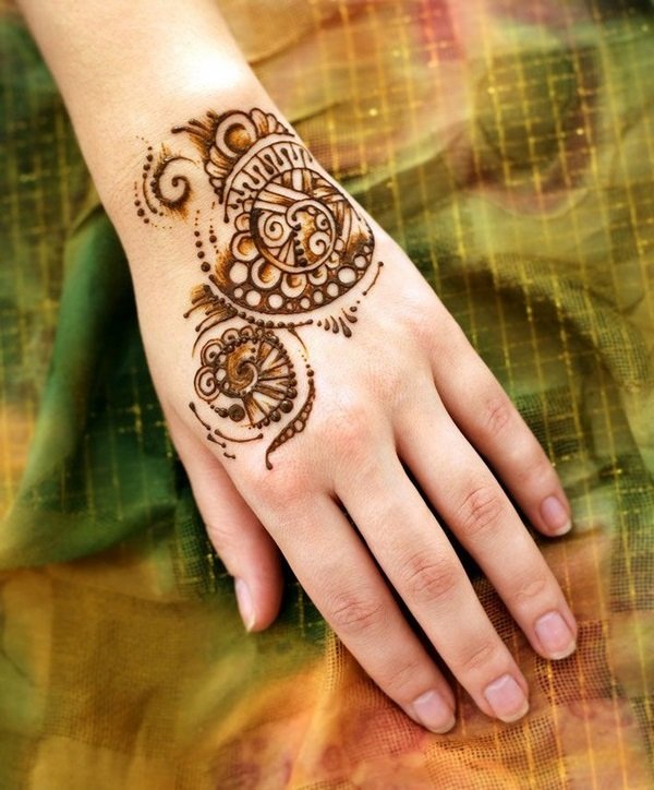 spiral henna tattoo design ideas