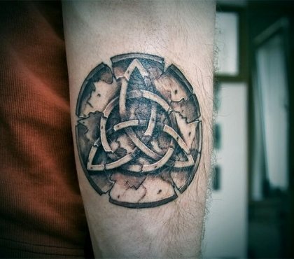 triquetra-tattoo-spiritual-meaning-ideas-for-men