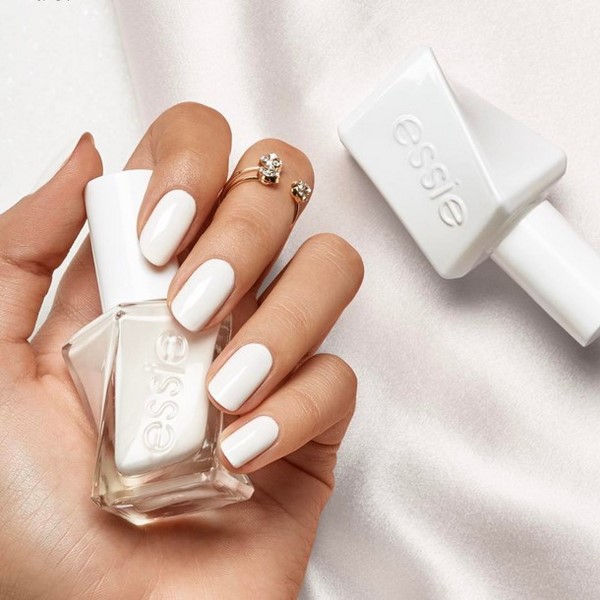 white solid color nails stylish manicure ideas