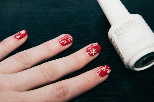 DIY christmas snowflake nails winter nails tutorials