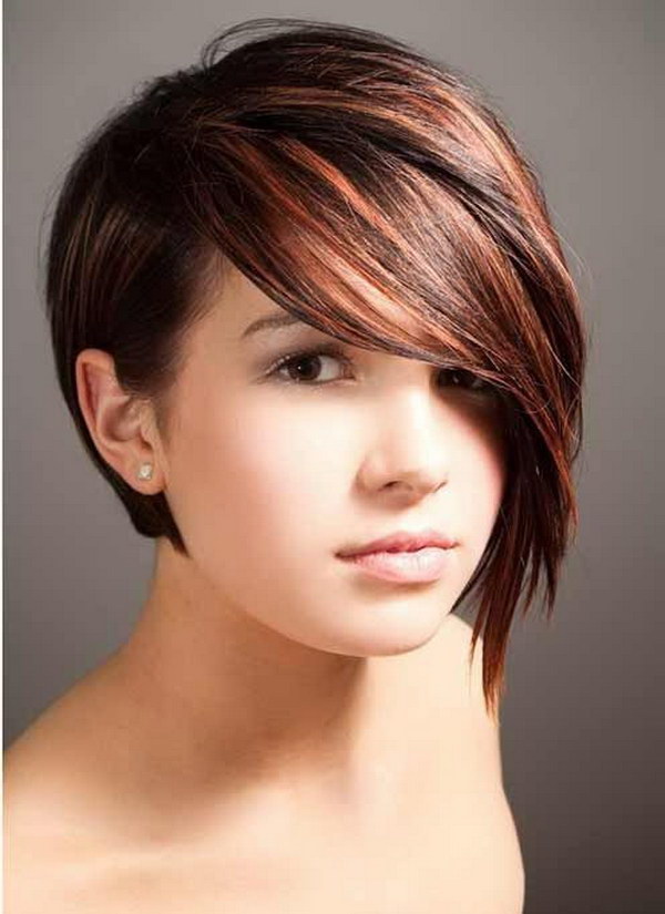 asymmetrical short haircuts for round faces