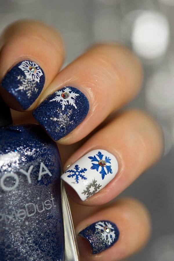 awesome snowflakes design winter and christmas nail art