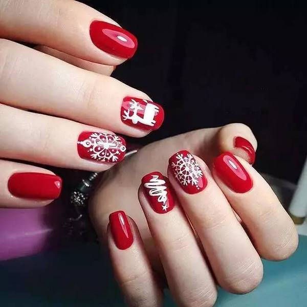 best christmas nails with snowflakes red white