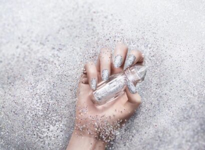 crystal-nails-ideas-glamorous-manicure-designs
