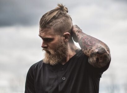 undercut-with-top-knot-hairstyle-for-men