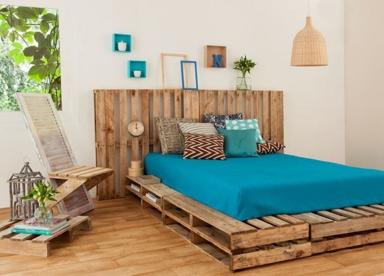 DIY pallet furniture platform bed headboard