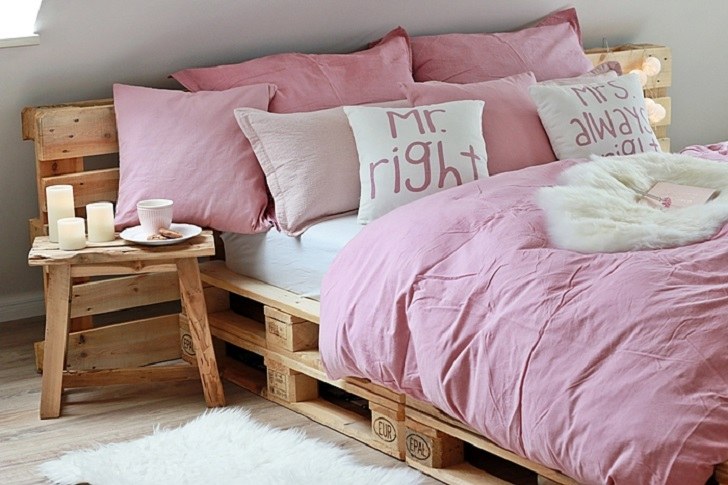 Diy Pallet Bed Frame Fantastic, Wooden Pallet Bed Frame Ideas