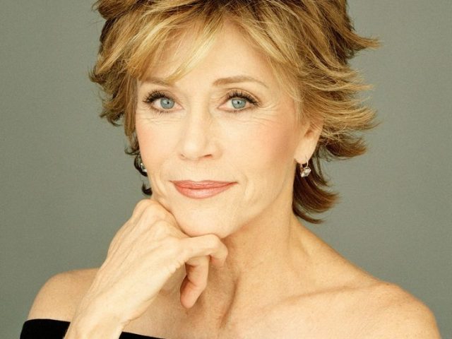 Hairstyles For Older Women Elegant And Chic Haircuts Ideas