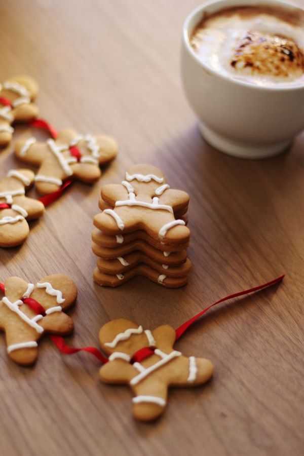 homemade christmas decorations gingerbread man cookie garland