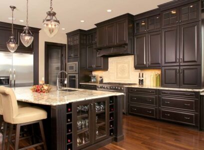 kitchen-color-scheme-espresso-cabinets-granite-countertops