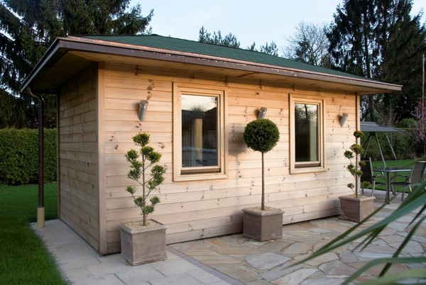 How to maintain and protect wooden garden shed