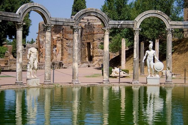 Villa Adriana Rome inspiring pool ideas