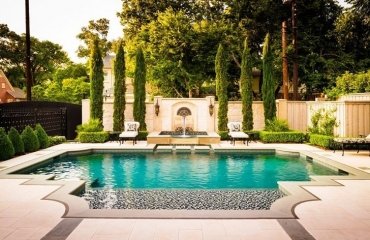 roman-end-pool-mediterranean-garden-design