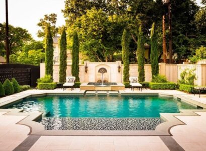 roman-end-pool-mediterranean-garden-design