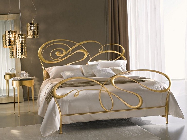 wrought iron beds in the interior romantic bedroom ideas