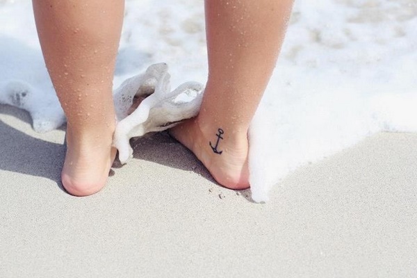 Ankle tattoos for women – beautiful and feminine design ideas